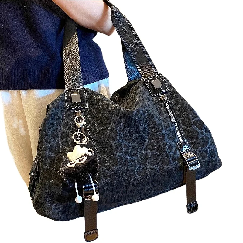 Модные женские сумки с леопардовым принтом, тренд 2026, большая сумка, роскошная сумка Sac À, основная женская сумка большой вместимости, новая сумка Ita
Модные женские сумки с леопардовым принтом, тренд 2026, большая сумка, роскошная сумка Sac À, основная женская сумка большой вместимости, новая сумка Ita