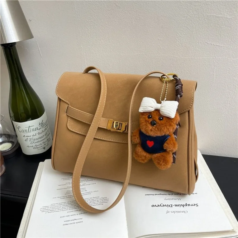 Elegant Vintage Casual Simple Women Handbag High End Leather Classic Paris Designer Style Popular Fashion Ladies Tote Bag
Elegant Vintage Casual Simple Women Handbag High End Leather Classic Paris Designer Style Popular Fashion Ladies Tote Bag