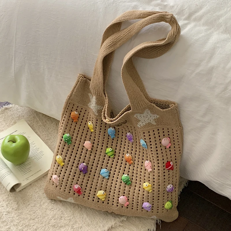Summer Large Capacity Boho Crochet Knitted Shoulder Bag Cartoon Fish Decoration Women's Portable Travel Vacation Beach Bag
Summer Large Capacity Boho Crochet Knitted Shoulder Bag Cartoon Fish Decoration Women's Portable Travel Vacation Beach Bag