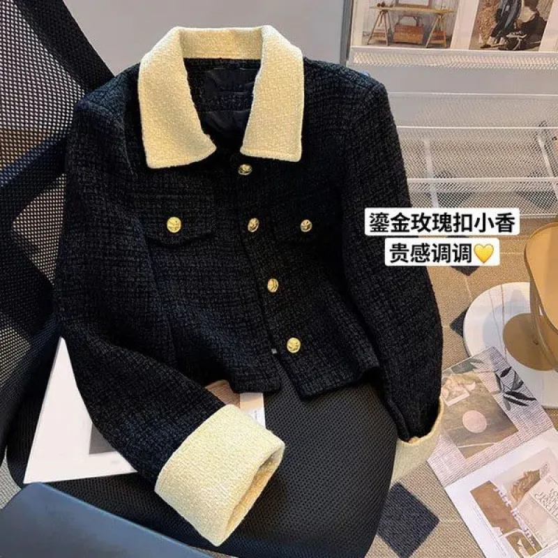 Женское короткое пальто Xiaoxiangfeng. Новинка весна-осень в иностранном стиле модный и элегантный твидовый
Женское короткое пальто Xiaoxiangfeng. Новинка весна-осень в иностранном стиле модный и элегантный твидовый