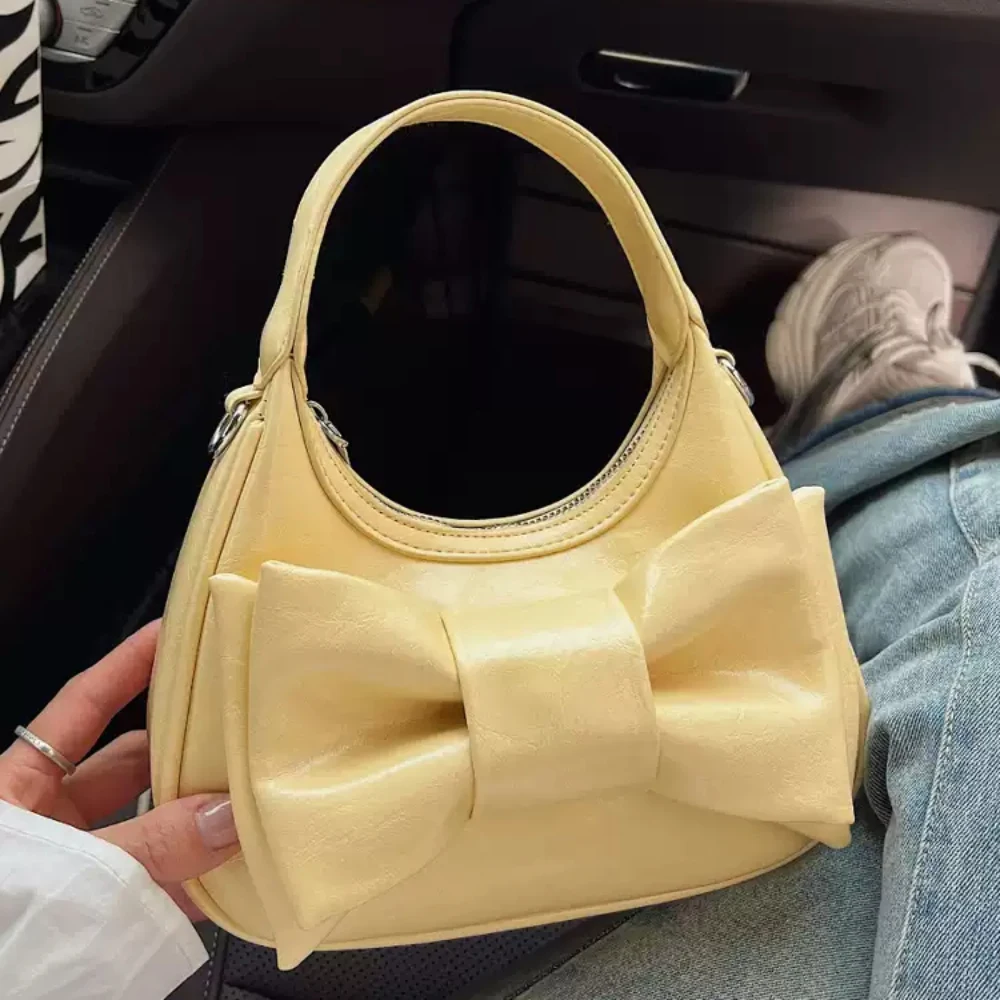Summer Cute Bow Handbags Women Korean Solid Color Glossy PU Texture Crossbody Bag Delicate All-Match Commute One Shoulder Bags
Summer Cute Bow Handbags Women Korean Solid Color Glossy PU Texture Crossbody Bag Delicate All-Match Commute One Shoulder Bags