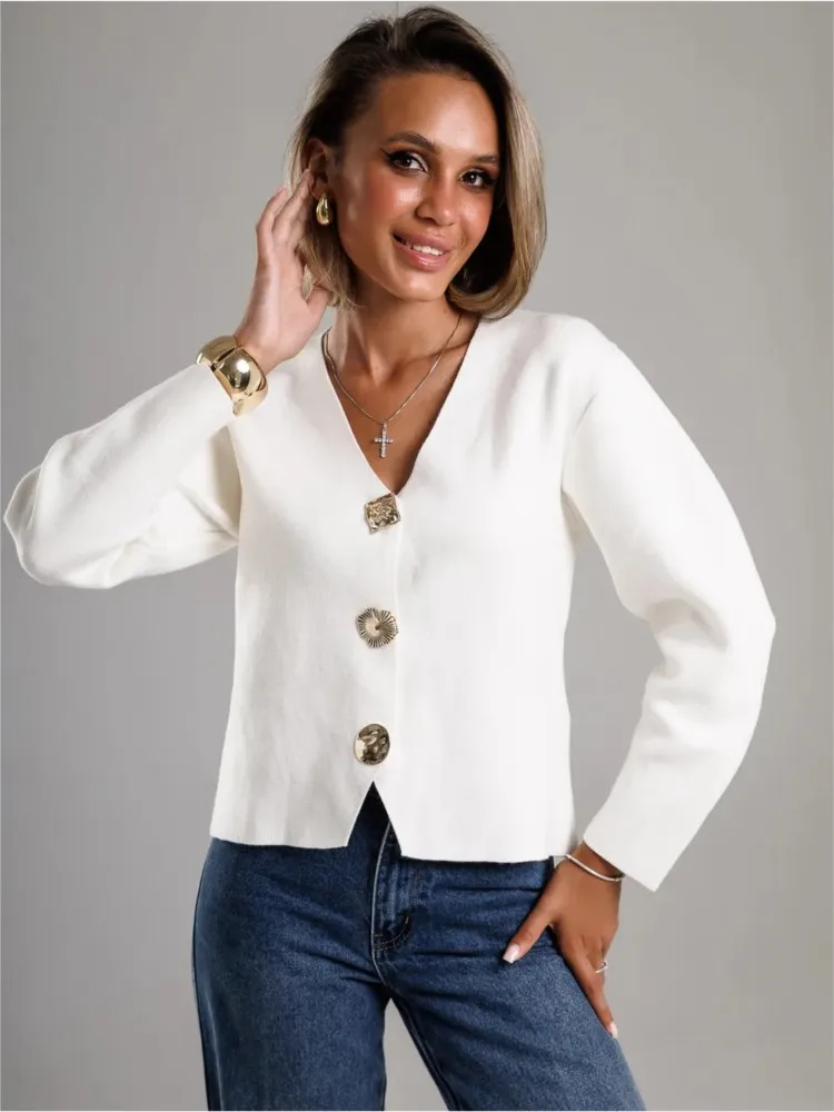 New Solid Color Knitted Cardigan Coats Women Thin And Light V-neck Irregular Big Button Knitwear Sweater Coats Elegant Female
New Solid Color Knitted Cardigan Coats Women Thin And Light V-neck Irregular Big Button Knitwear Sweater Coats Elegant Female