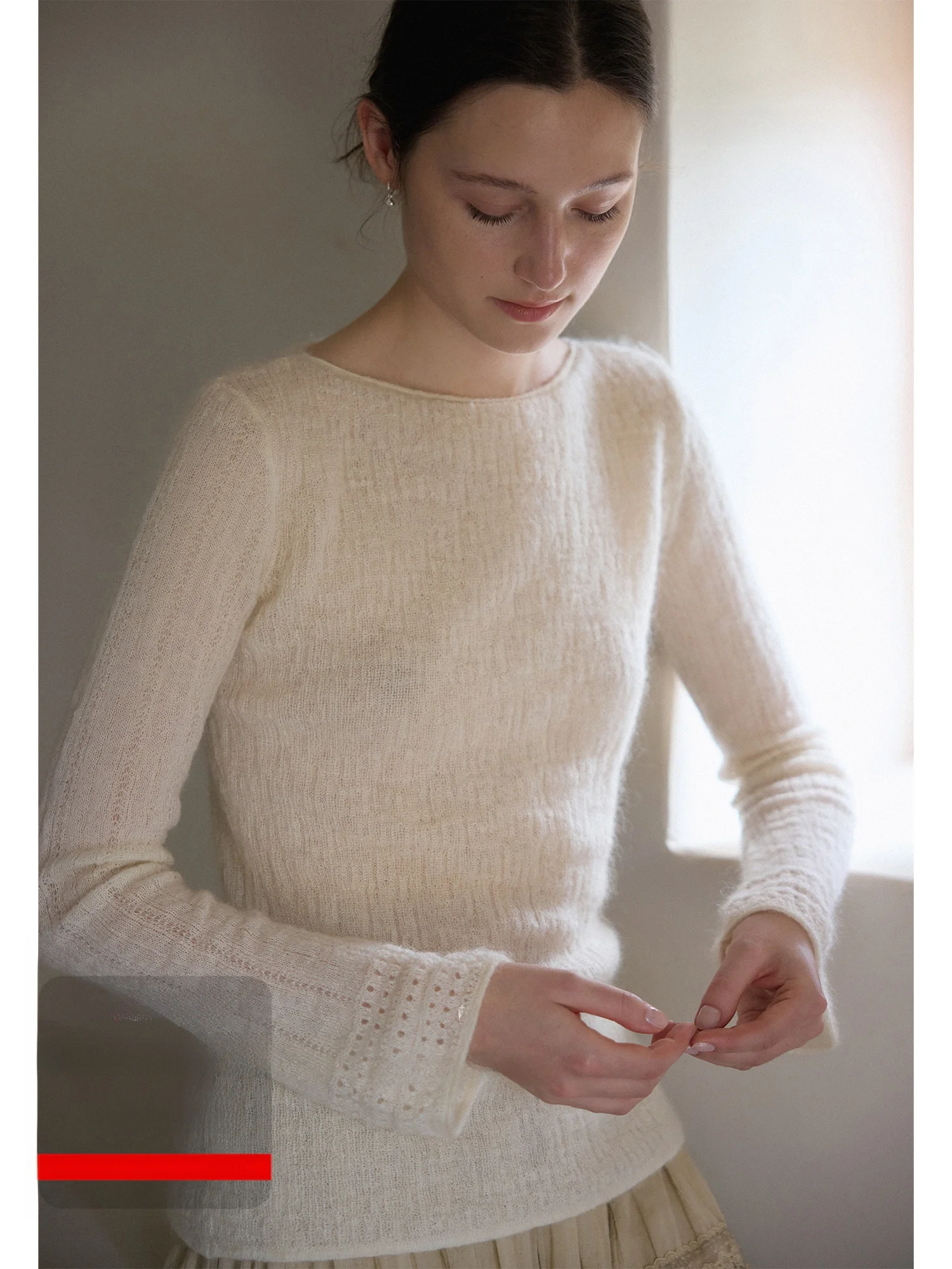 Женский приталенный вязаный топ Nice People 2025AW с вырезами, рукавами-колокол и фактурой шерсти, повседневный, с длинными рукавами и круглым вырезом горловины
Женский приталенный вязаный топ Nice People 2025AW с вырезами, рукавами-колокол и фактурой шерсти, повседневный, с длинными рукавами и круглым вырезом горловины