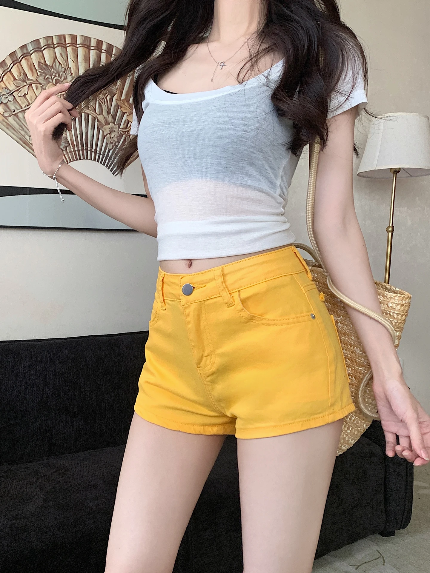 American High Waist Elastic Yellow Denim Shorts Women Summer New Sexy Absolutely Beautiful Butt Lifting Hot Pants
American High Waist Elastic Yellow Denim Shorts Women Summer New Sexy Absolutely Beautiful Butt Lifting Hot Pants
