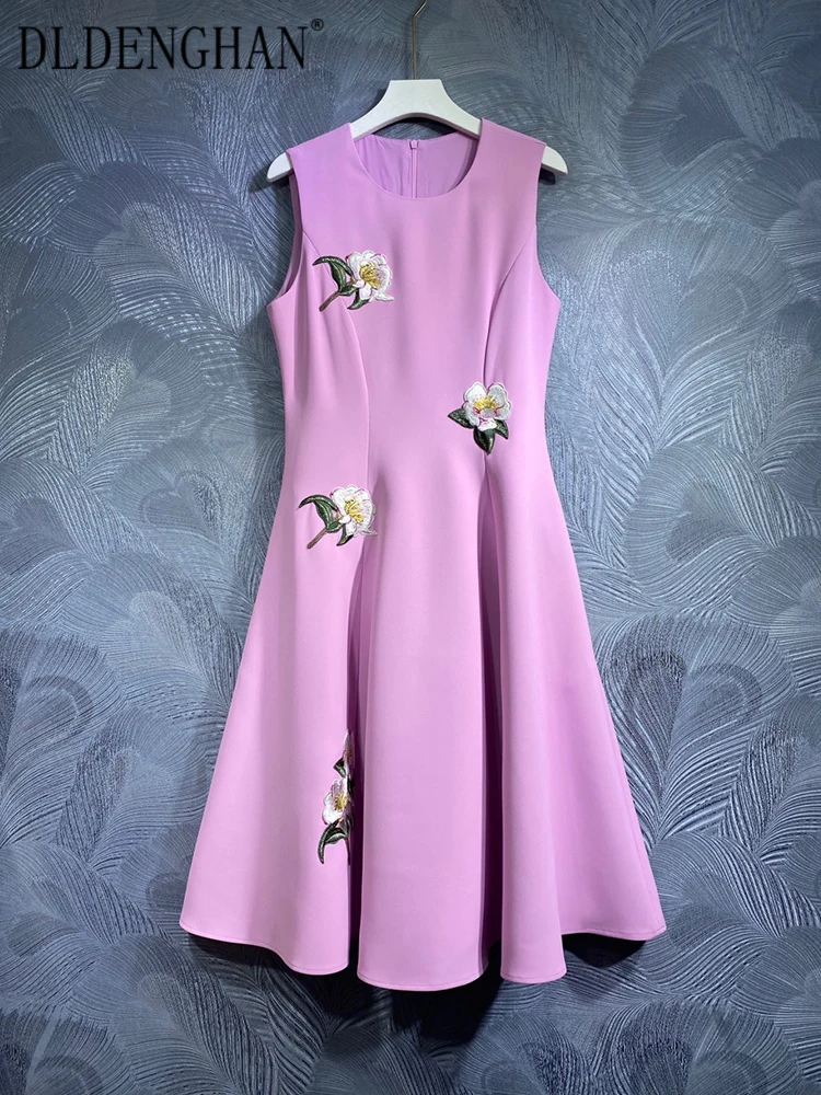 DLDENGHAN Spring Tank Dress Women O-Neck Sleeveless Floral Embroidery Elegant Party Dresses Fashion Designer New
DLDENGHAN Spring Tank Dress Women O-Neck Sleeveless Floral Embroidery Elegant Party Dresses Fashion Designer New