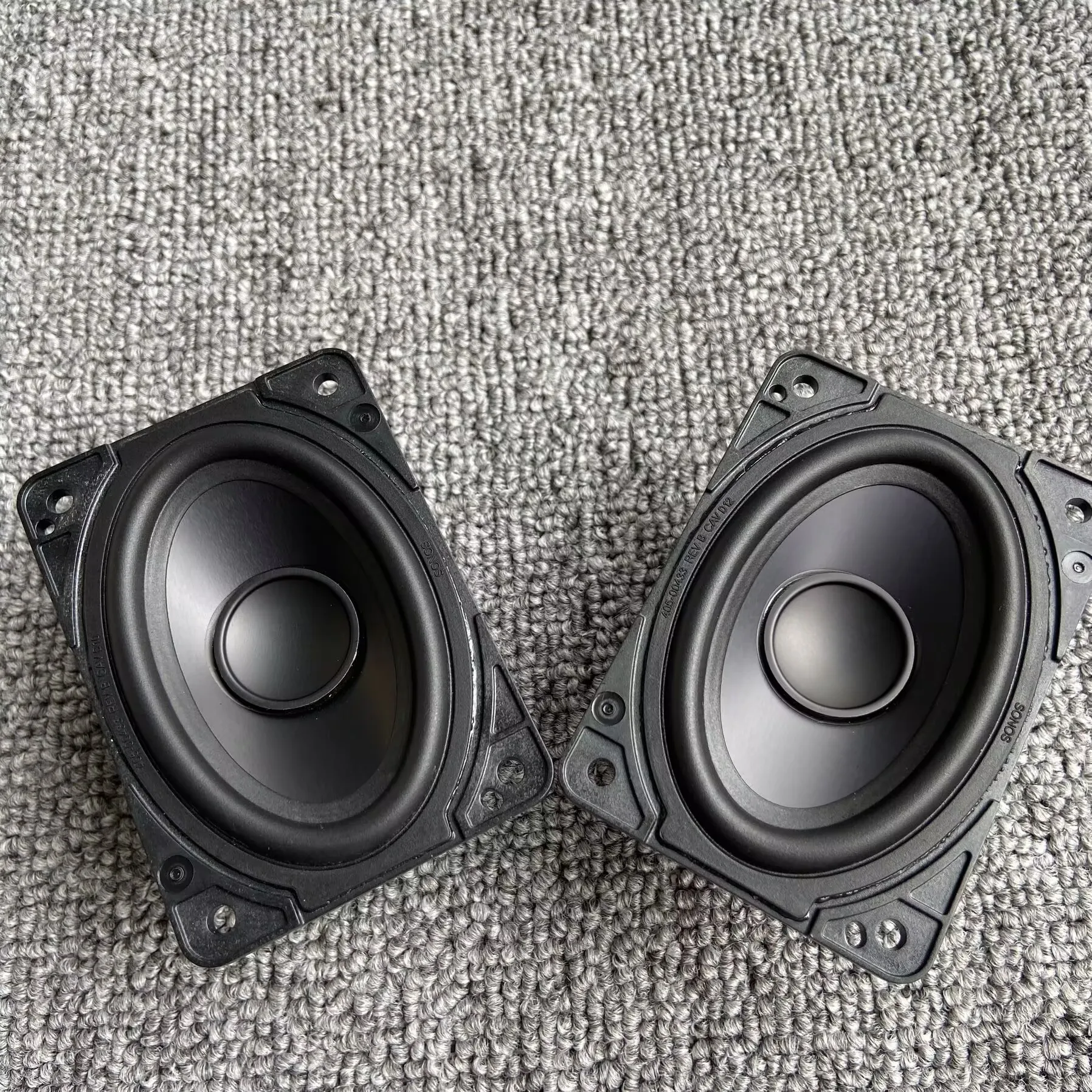 GHXAMP для колонок SONOS: 2*3-дюймовые квадратные среднечастотные/низкочастотные динамики с металлическим звуковым диффузором из магниево-алюминиевого сплава, большой ход, 1 пара
GHXAMP для колонок SONOS: 2*3-дюймовые квадратные среднечастотные/низкочастотные динамики с металлическим звуковым диффузором из магниево-алюминиевого сплава, большой ход, 1 пара