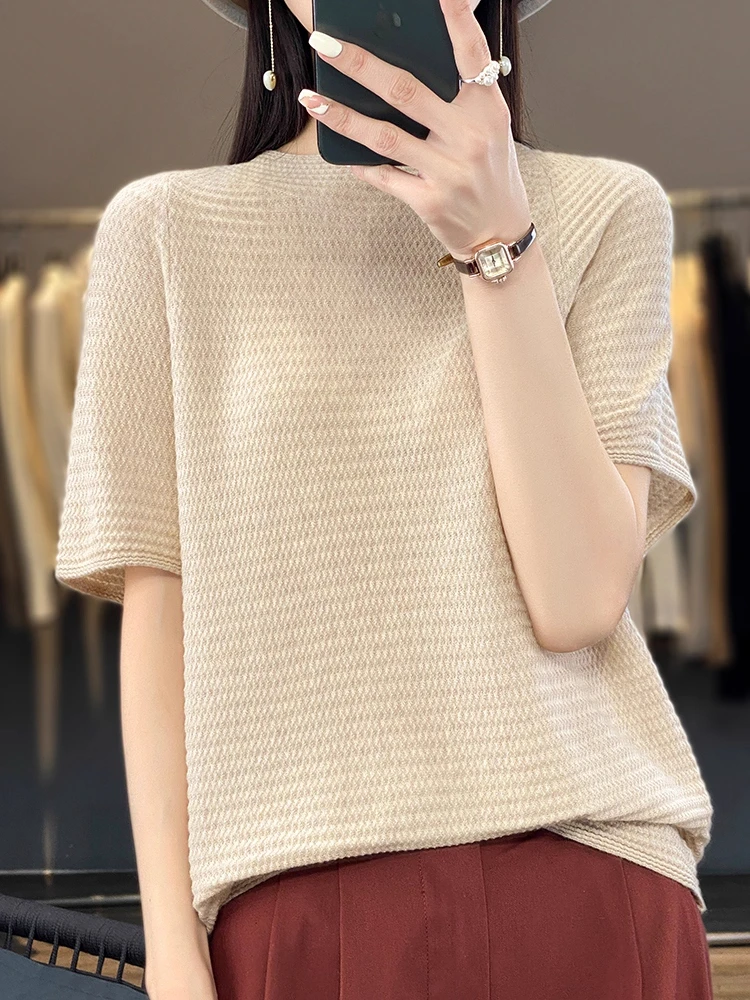 Comfortable Ultra-Thin 64-Strand Camere ort-Sve Women's T-irt Loose Slimming Breathable Knitted Top for Busin Com...
Comfortable Ultra-Thin 64-Strand Camere ort-Sve Women's T-irt Loose Slimming Breathable Knitted Top for Busin Com...