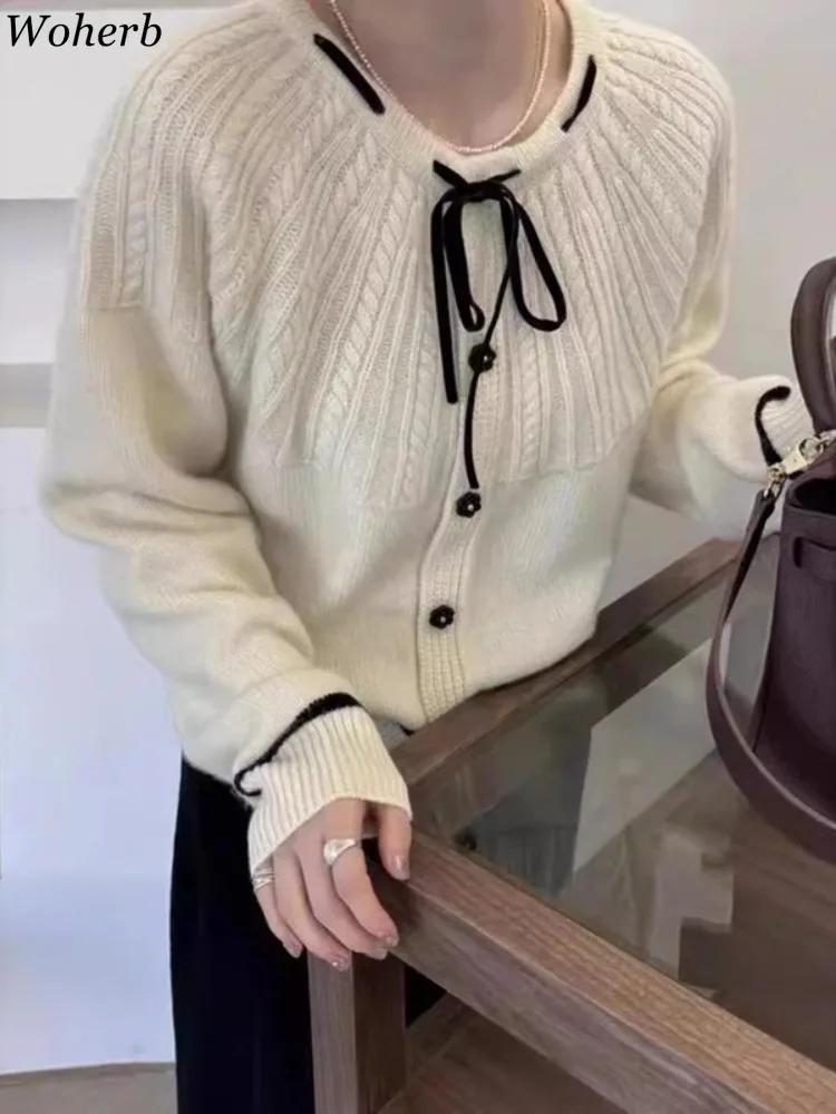 Vintage New Solid Cardigan Jackets Women Clothing Pull Femme O-neck Single Breasted Knitting Bandage Sweater Korean Sueter Mujer
Vintage New Solid Cardigan Jackets Women Clothing Pull Femme O-neck Single Breasted Knitting Bandage Sweater Korean Sueter Mujer