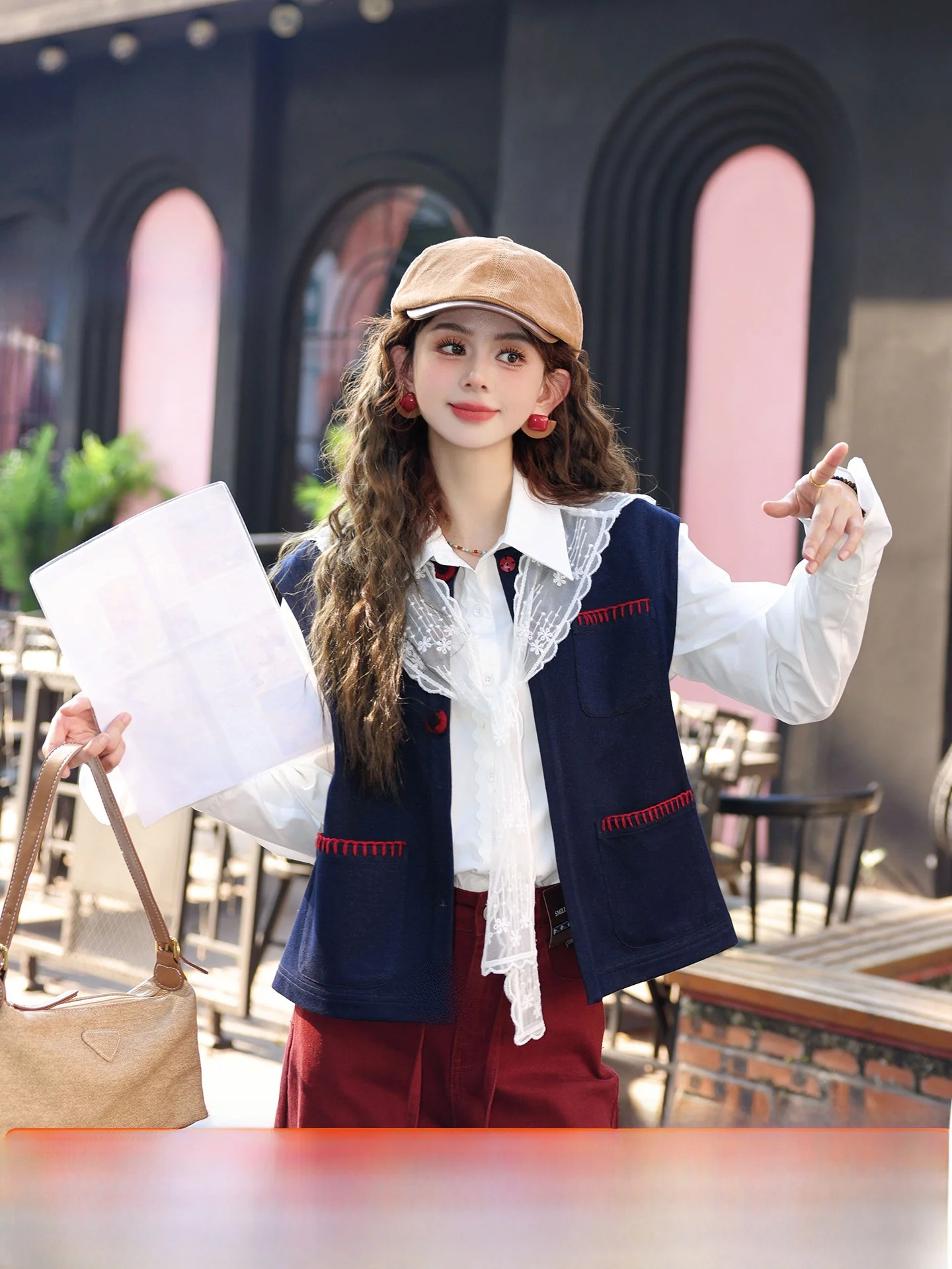 Женский жилет Chend Pearl: новая осенняя повседневная верхняя одежда из смесового спандекса и полиэстера с V-образным вырезом и одной пуговицей
Женский жилет Chend Pearl: новая осенняя повседневная верхняя одежда из смесового спандекса и полиэстера с V-образным вырезом и одной пуговицей