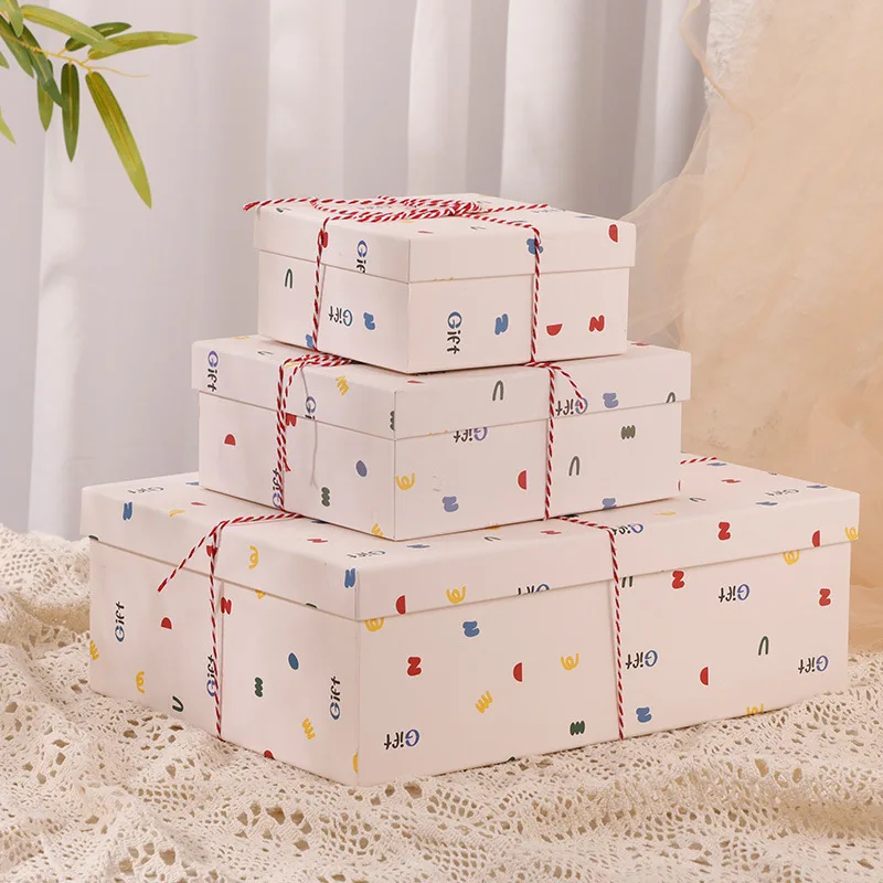 The Small Fresh Korean Style Packaging Box with Hemp Rope Cross Knot Premium Handbag Souvenir Letter Holiday Birthday Gift Box
The Small Fresh Korean Style Packaging Box with Hemp Rope Cross Knot Premium Handbag Souvenir Letter Holiday Birthday Gift Box