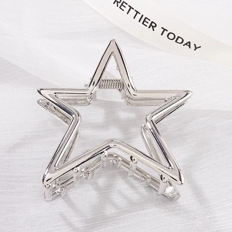 1pc new hollow-out five-pointed star metal clip hair clip for women, shark clip for the back of the head, small hair card clip
1pc new hollow-out five-pointed star metal clip hair clip for women, shark clip for the back of the head, small hair card clip