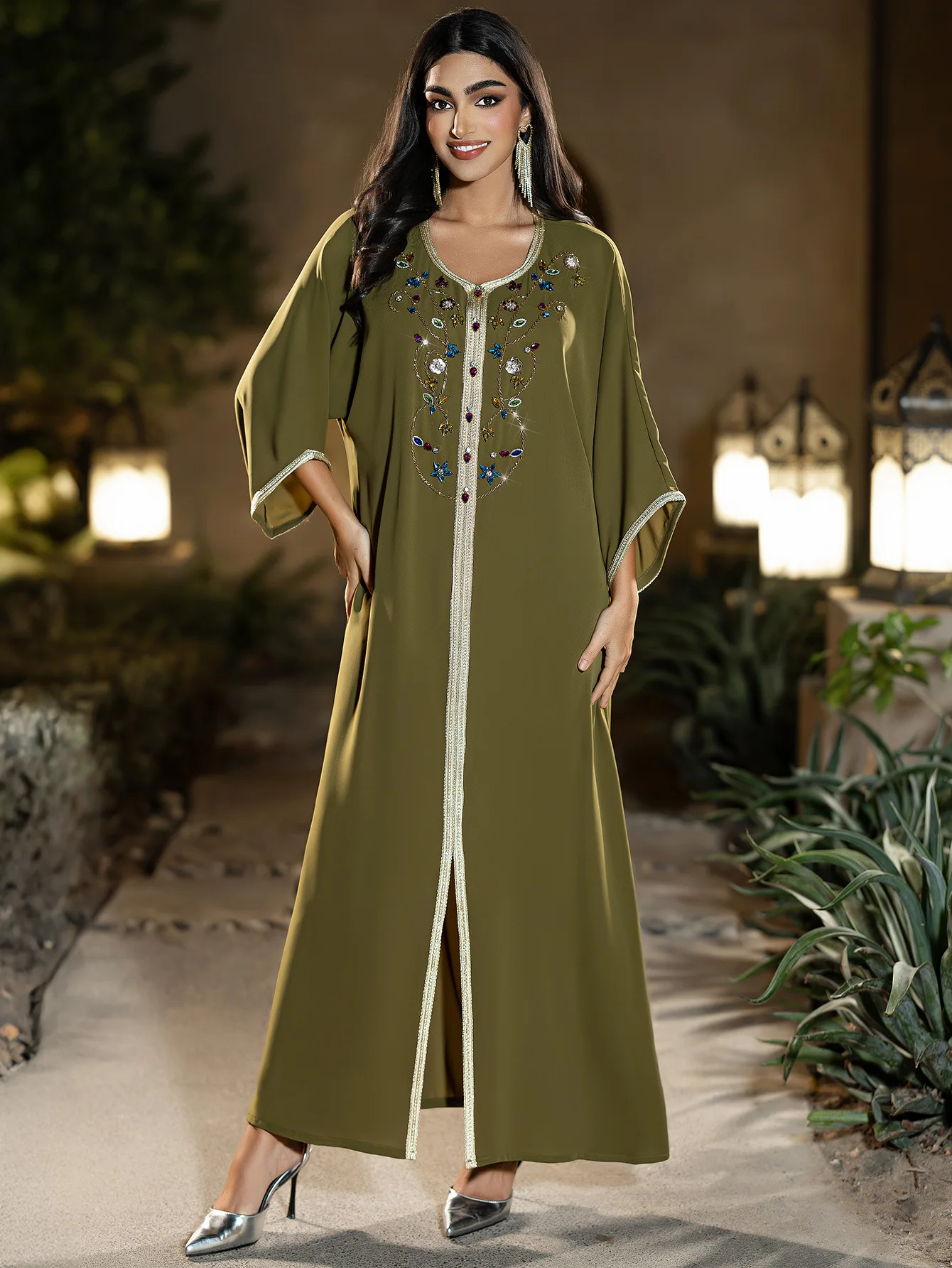 Fashion Dubai Women's Islamic Maxi Dress with Beaded Embroidery and Belt Moroccan Caftan for Eid Ramadan Moroccan Turkey Party
Fashion Dubai Women's Islamic Maxi Dress with Beaded Embroidery and Belt Moroccan Caftan for Eid Ramadan Moroccan Turkey Party