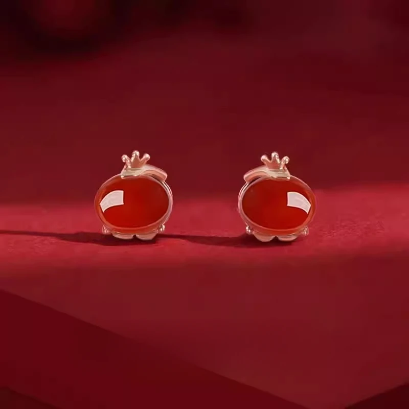 Birthday Crown Cute Snake Earrings Sterling Silver Festive Agate New Year Red Ear Clips
Birthday Crown Cute Snake Earrings Sterling Silver Festive Agate New Year Red Ear Clips