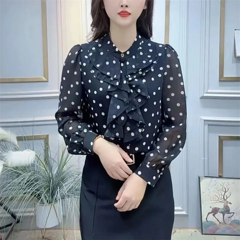 Autumn Lady Fashion Floral Shirt Spring Female Chiffon Cardigan Blouse French Women High End Large Size 5XL Printing Casual Tops
Autumn Lady Fashion Floral Shirt Spring Female Chiffon Cardigan Blouse French Women High End Large Size 5XL Printing Casual Tops