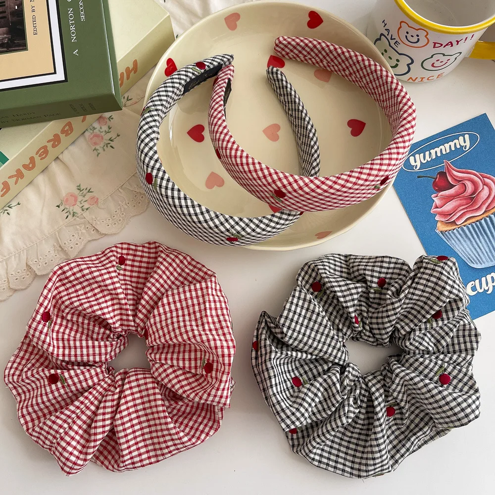 Красная вишня в клетку, эластичная повязка для волос, большие резинки для волос для милых девочек, веревка для волос, завязки, держатель для хвоста, резинки, детские аксессуары для волос
Красная вишня в клетку, эластичная повязка для волос, большие резинки для волос для милых девочек, веревка для волос, завязки, держатель для хвоста, резинки, детские аксессуары для волос