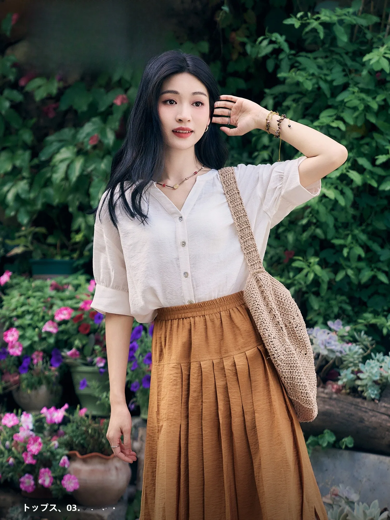 Comfortable V-Neck Short Sleeve Commuter Style Women's Shirt Seven Quantity Tailor Made Small Size Wheat Apricot Color
Comfortable V-Neck Short Sleeve Commuter Style Women's Shirt Seven Quantity Tailor Made Small Size Wheat Apricot Color