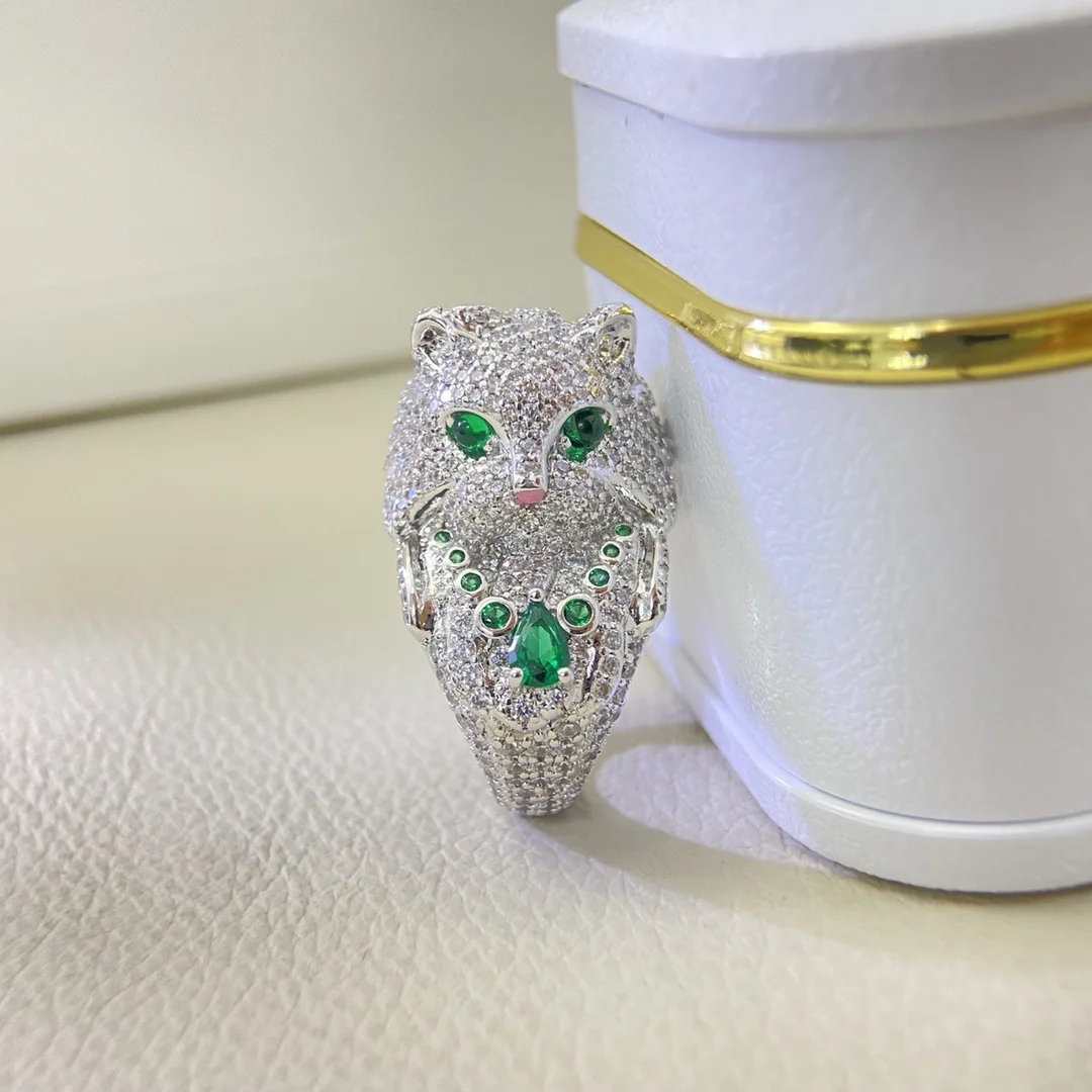 Роскошное кольцо из цельной платины 18K PT950 с сертификатом, инкрустированное синтетическим изумрудом в форме котенка, полностью усыпанное бриллиантами, милое кольцо с моассанитом.
Роскошное кольцо из цельной платины 18K PT950 с сертификатом, инкрустированное синтетическим изумрудом в форме котенка, полностью усыпанное бриллиантами, милое кольцо с моассанитом.