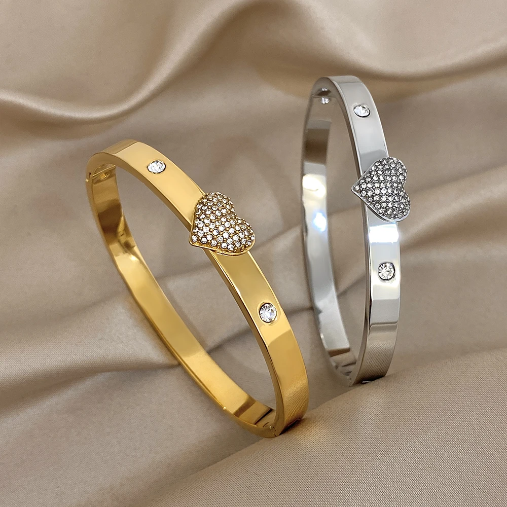 DODOHAO Vintage Rhinestone Heart Stainless Steel Bracelets for Women Minimalist Round Golden Wide Cuff Bangle Waterproof Jewelry
DODOHAO Vintage Rhinestone Heart Stainless Steel Bracelets for Women Minimalist Round Golden Wide Cuff Bangle Waterproof Jewelry