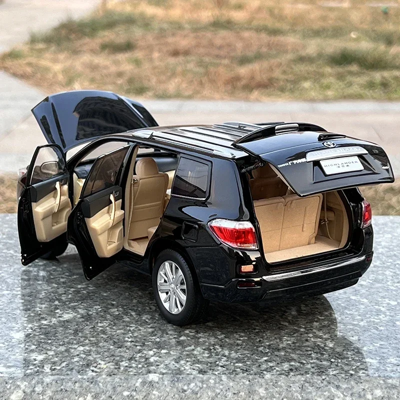 Масштаб 1:18 GAC HIGHLAND 2012, литая под давлением модель автомобиля из сплава, коллекция игрушек, подарочное украшение 
Масштаб 1:18 GAC HIGHLAND 2012, литая под давлением модель автомобиля из сплава, коллекция игрушек, подарочное украшение