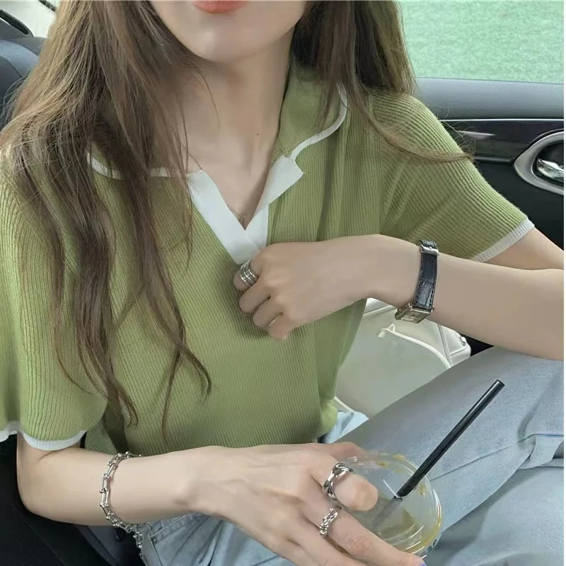 Женская тонкая трикотажная футболка из ледяного шелка с коротким рукавом и маленьким воротником, летняя модная новинка
Женская тонкая трикотажная футболка из ледяного шелка с коротким рукавом и маленьким воротником, летняя модная новинка