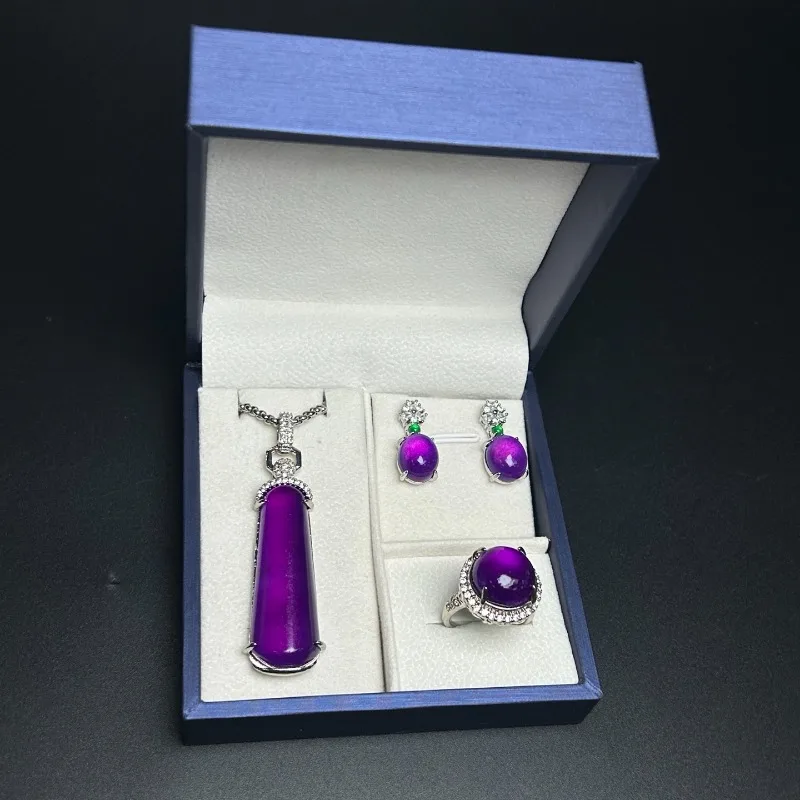High Ice Quartzite Jade Purple Three-piece Set, Classic Retro Temperament
High Ice Quartzite Jade Purple Three-piece Set, Classic Retro Temperament