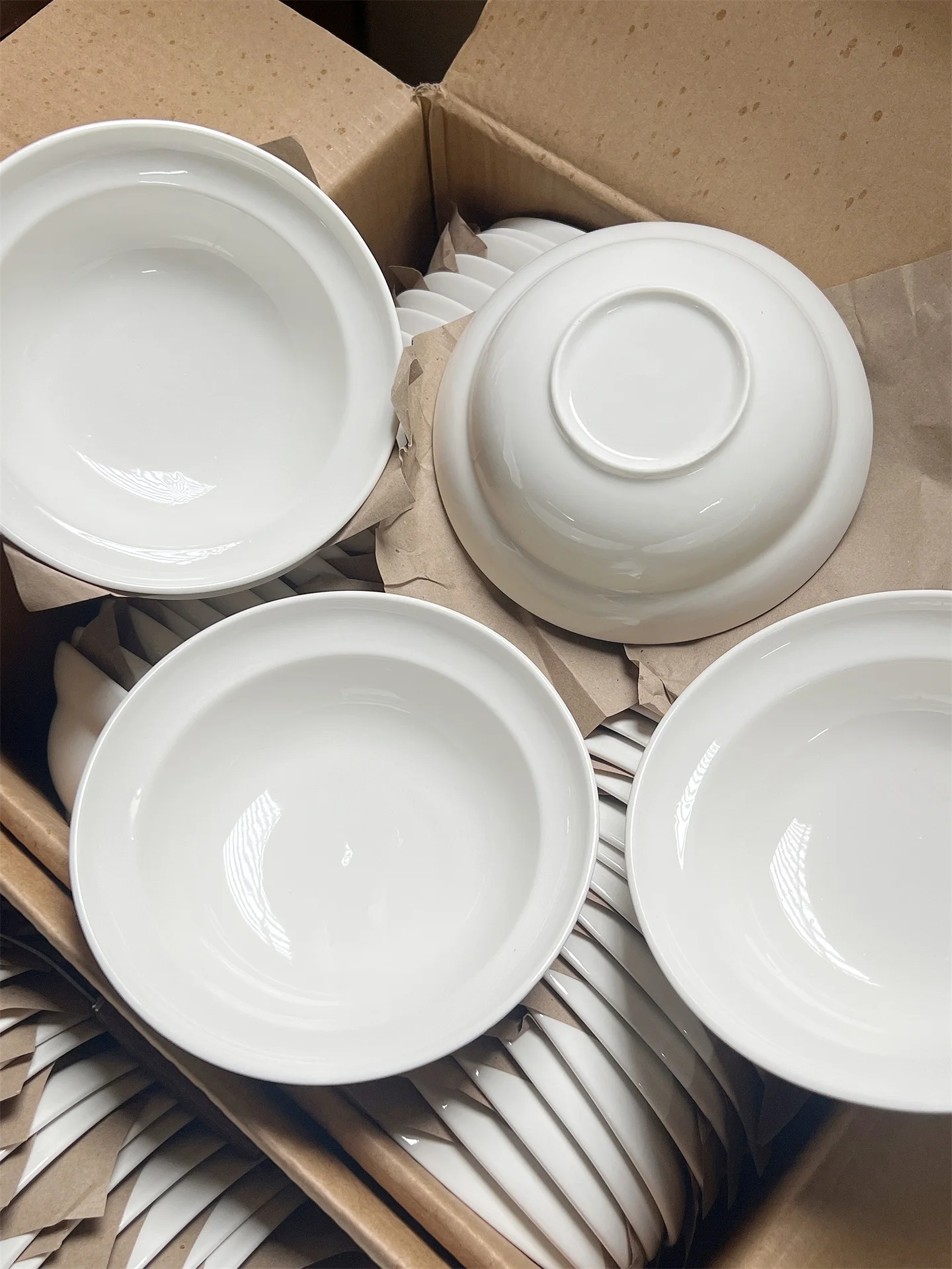Cerc St Hat Bowl High Aesthetic Value Commercial Use Cheese Sugar Water Bowl Breakfast Bowl Dert Fruit Salad Bowl No...
Cerc St Hat Bowl High Aesthetic Value Commercial Use Cheese Sugar Water Bowl Breakfast Bowl Dert Fruit Salad Bowl No...