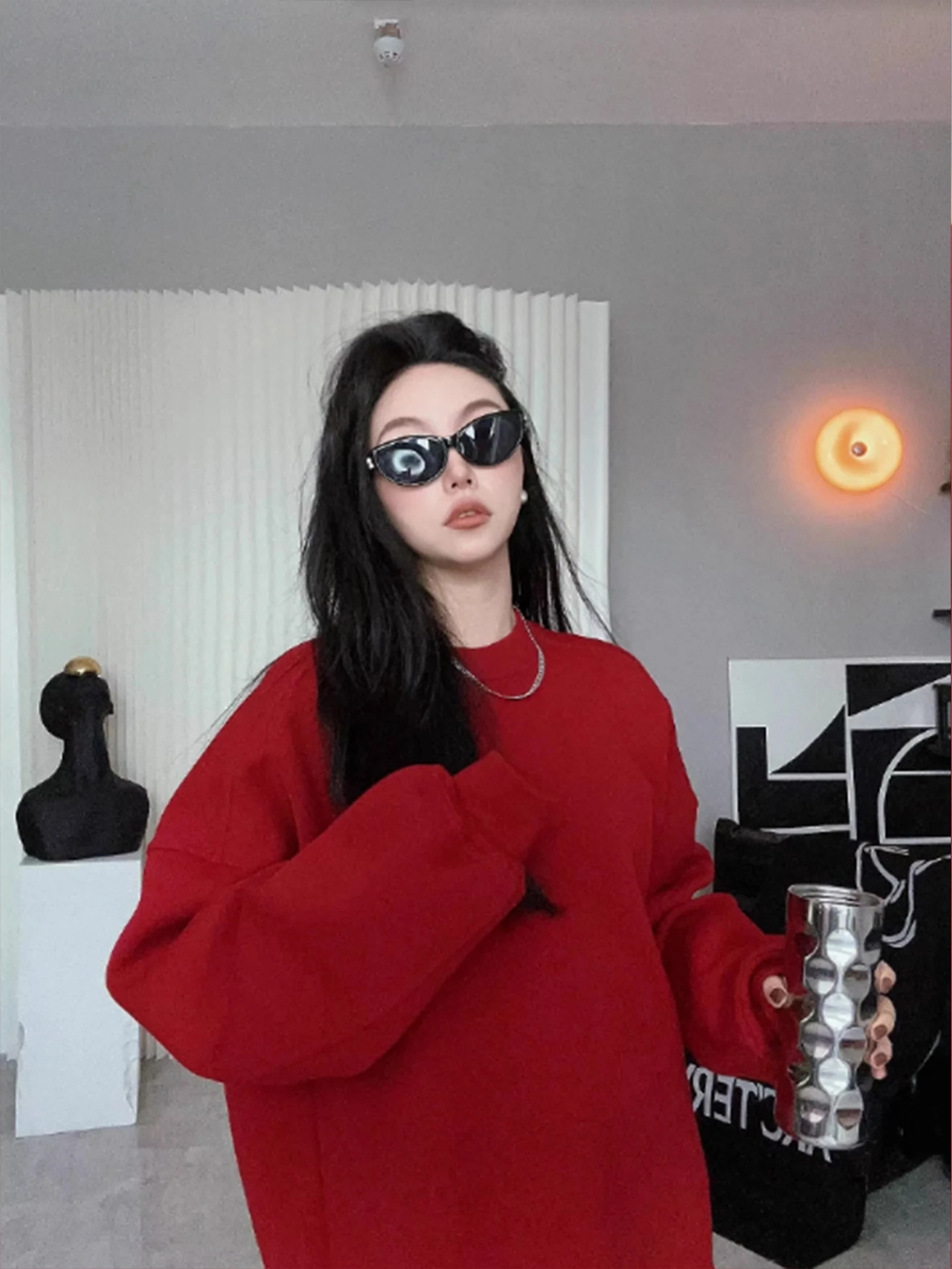 Loose Shoulder Long Sleeve Hoodie Women's Red Versatile Color Overhead Shirt New Year Wide Shouldered Casual Streetwear
Loose Shoulder Long Sleeve Hoodie Women's Red Versatile Color Overhead Shirt New Year Wide Shouldered Casual Streetwear