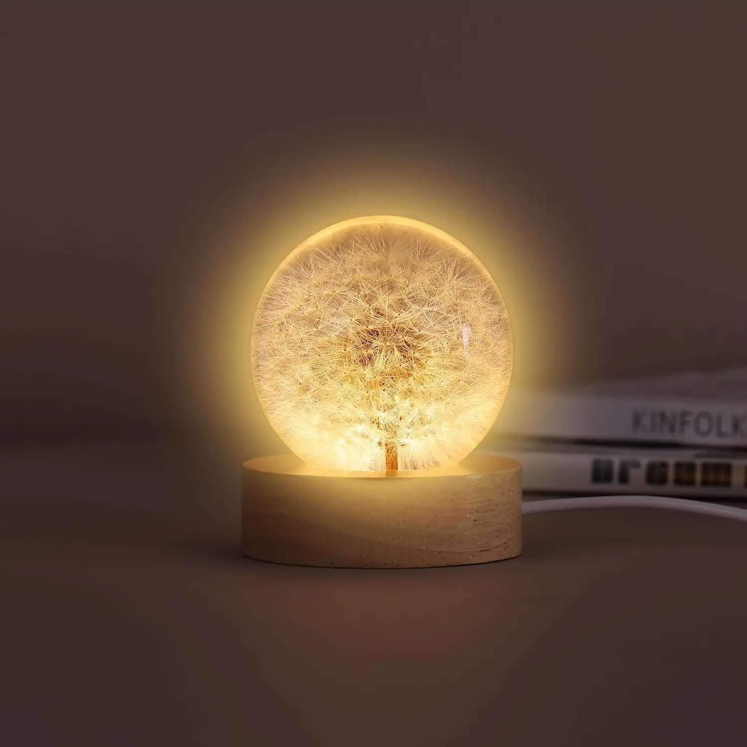 Хрустальный шар с деревянным основанием, ночник, цветочный декор из смолы, милые подарки в виде одуванчика для женщин и девочек, идеально подходящие для спальни
Хрустальный шар с деревянным основанием, ночник, цветочный декор из смолы, милые подарки в виде одуванчика для женщин и девочек, идеально подходящие для спальни