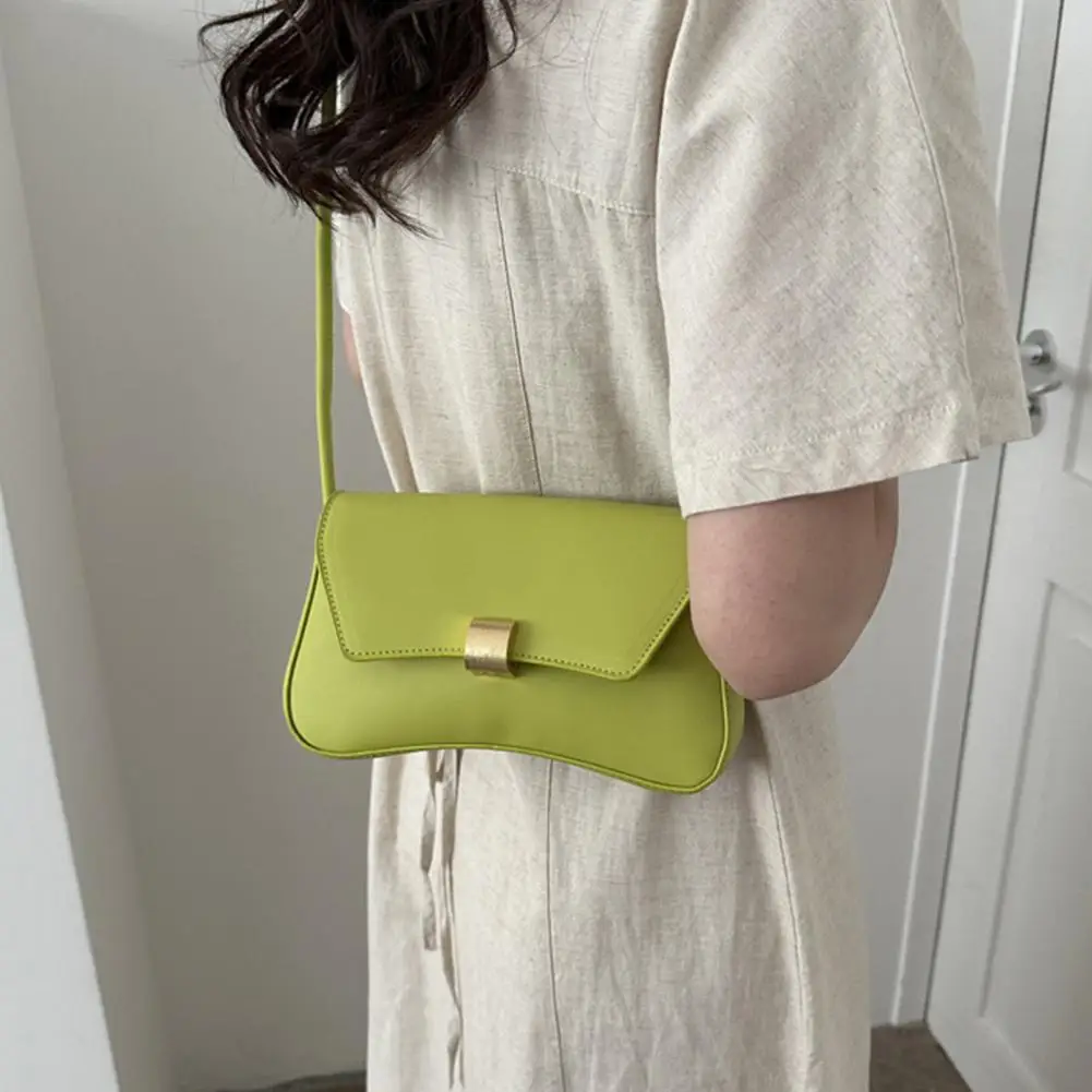 Women Commuting Bag Lightweight Armpit Bag Slim Tall Silhouette for Commuting Dating Party Small Essentials Carrying
Women Commuting Bag Lightweight Armpit Bag Slim Tall Silhouette for Commuting Dating Party Small Essentials Carrying