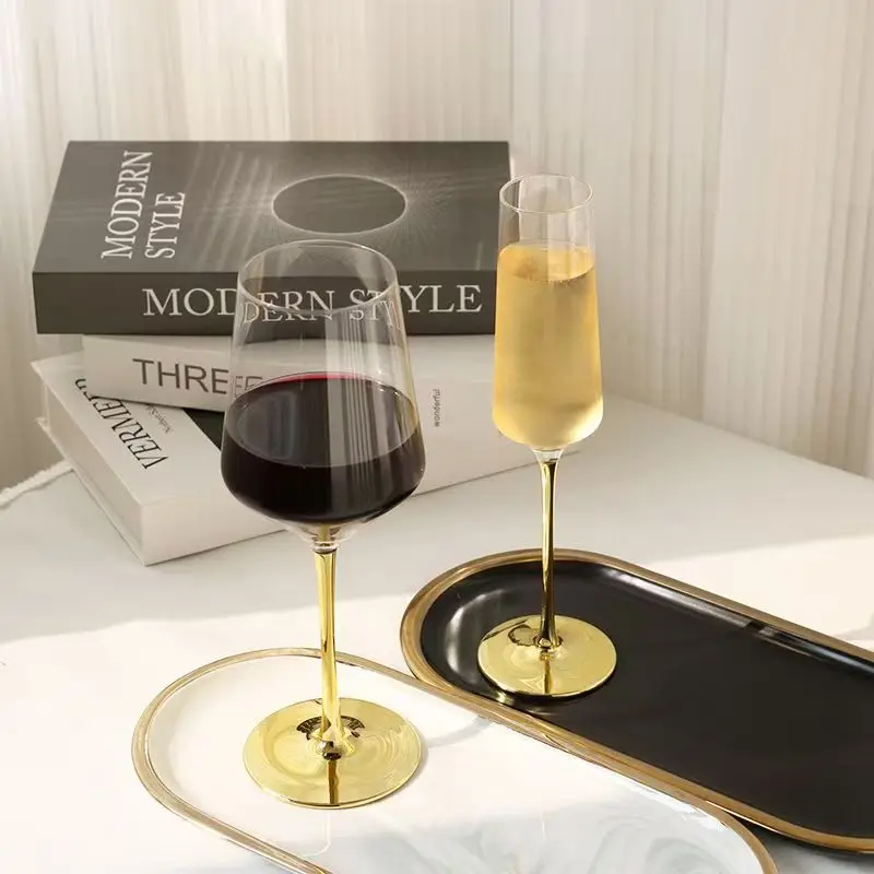 Creative Electroplated Gold Rod Crystal Red Wine Glass Champagne Whiskey Water Glasses Bright Gold Bottom Goblet Barware
Creative Electroplated Gold Rod Crystal Red Wine Glass Champagne Whiskey Water Glasses Bright Gold Bottom Goblet Barware