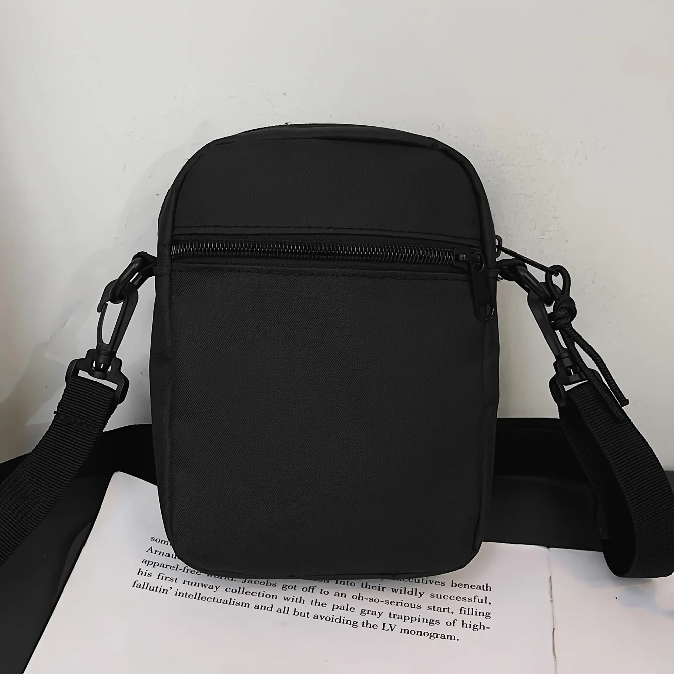 Men's Simple Small Square Bag, Daily Commuting Crossbody Bag, Made of Oxford Cloth, Stylish and Versatile Shoulder Bag, Crossbody Side Bag, Square Bag, Black Bag, Business Casual, Valentine's Day Gift, Men's College Bag, Father's Day Gift, Summer Gift for Dad Men's Simple Small Square Bag, Daily Commuting Crossbody Bag, Made of Oxford Cloth, Stylish and Versatile Shoulder Bag, Crossbody Side Bag, Square Bag, Black Bag, Business Casual, Valentine's Day Gift, Men's College Bag, Father's Day Gift, Summer Gift for Dad