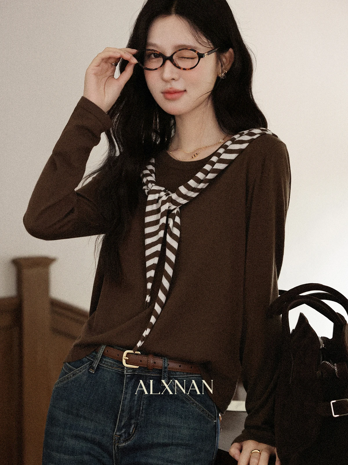 Свободный вязаный свитер с длинными рукавами, кофейного цвета, с круглым вырезом, для повседневной носки, женский, модный, на раннюю осень, новинка, повседневный топ
Свободный вязаный свитер с длинными рукавами, кофейного цвета, с круглым вырезом, для повседневной носки, женский, модный, на раннюю осень, новинка, повседневный топ