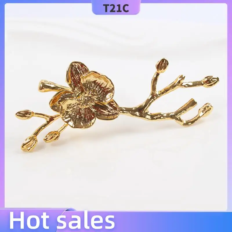 T21C Plum Blossom Branch Design Napkin Holder Napkin Ring Western Towel Ring Hotel Table Decoration Set Of 18-Gold
T21C Plum Blossom Branch Design Napkin Holder Napkin Ring Western Towel Ring Hotel Table Decoration Set Of 18-Gold