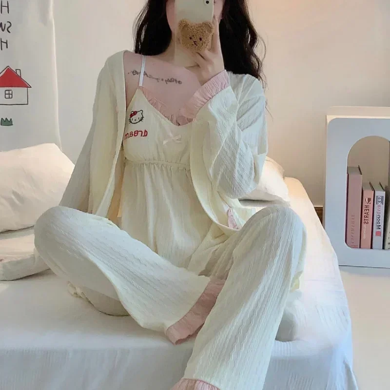 New HelloKitty suspender pajamas autumn cartoon long-sleeved trousers casual three-piece set women's pajamas cardigan loungewear
New HelloKitty suspender pajamas autumn cartoon long-sleeved trousers casual three-piece set women's pajamas cardigan loungewear