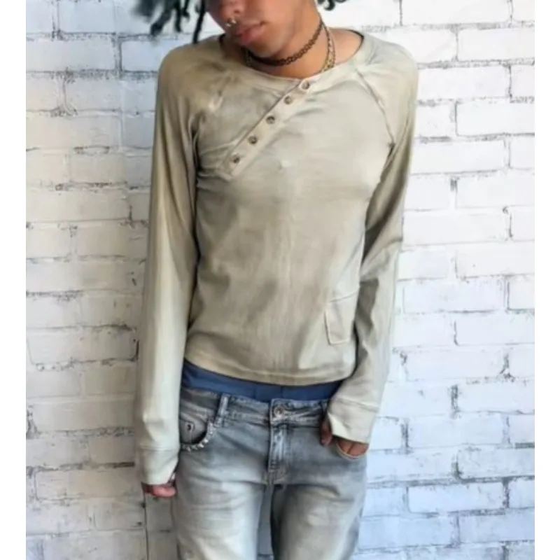 2026 Autumn Simple Abstinence Slant Placket Button Decorative Pullover Long Sleeve T-Shirt Men's Trend Casual Loose Bottom Shirt
2026 Autumn Simple Abstinence Slant Placket Button Decorative Pullover Long Sleeve T-Shirt Men's Trend Casual Loose Bottom Shirt