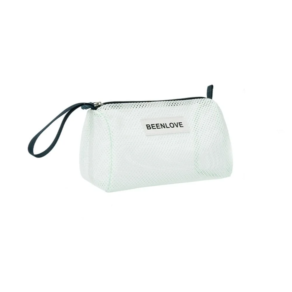 Portable Large Capacity Beach Mesh Bag Handheld Breathable Cosmetic Zipper Pouch Lightweight Reusable Mesh Makeup Bag Women
Portable Large Capacity Beach Mesh Bag Handheld Breathable Cosmetic Zipper Pouch Lightweight Reusable Mesh Makeup Bag Women