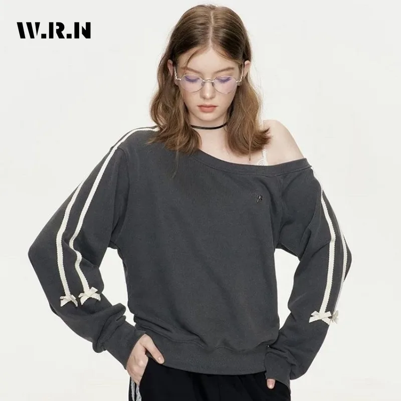 Women's Fashion Harajuku Style Tees Bow Sexy Sweet Tops Casual Striped Print Y2K Long Sleeve Round Neck 2000S Spring T-Shirts
Women's Fashion Harajuku Style Tees Bow Sexy Sweet Tops Casual Striped Print Y2K Long Sleeve Round Neck 2000S Spring T-Shirts