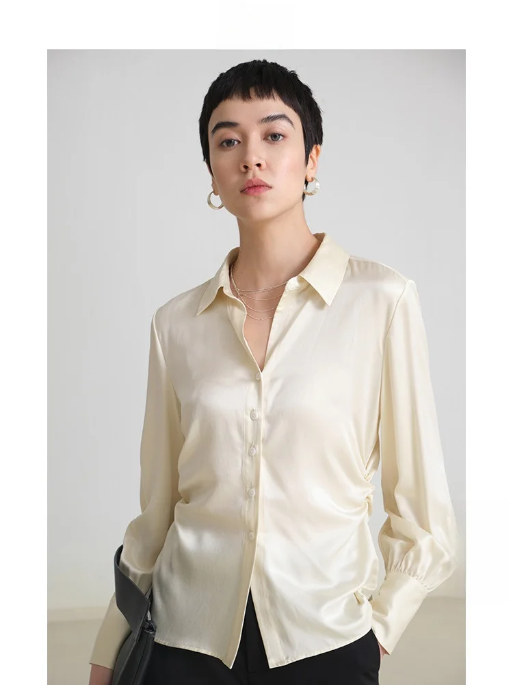 Шелковая женская блузка с V-образным вырезом, облегающая, оригинальный дизайн, весенняя коллекция, охлаждающая, однотонная, для повседневной носки, на пуговицах, SVE
Шелковая женская блузка с V-образным вырезом, облегающая, оригинальный дизайн, весенняя коллекция, охлаждающая, однотонная, для повседневной носки, на пуговицах, SVE