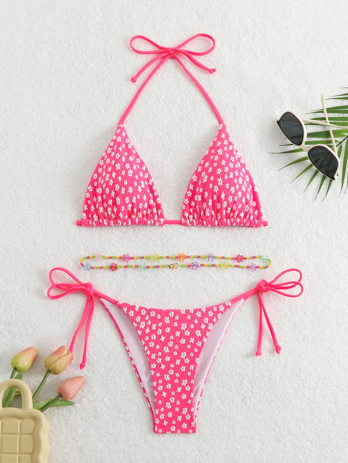 2024 New Solid Floral Printed Swimsuit for Women Halter Women's Bikinis Triangle Bikini Set Two Piece Swimwear Bathing Suits
2024 New Solid Floral Printed Swimsuit for Women Halter Women's Bikinis Triangle Bikini Set Two Piece Swimwear Bathing Suits