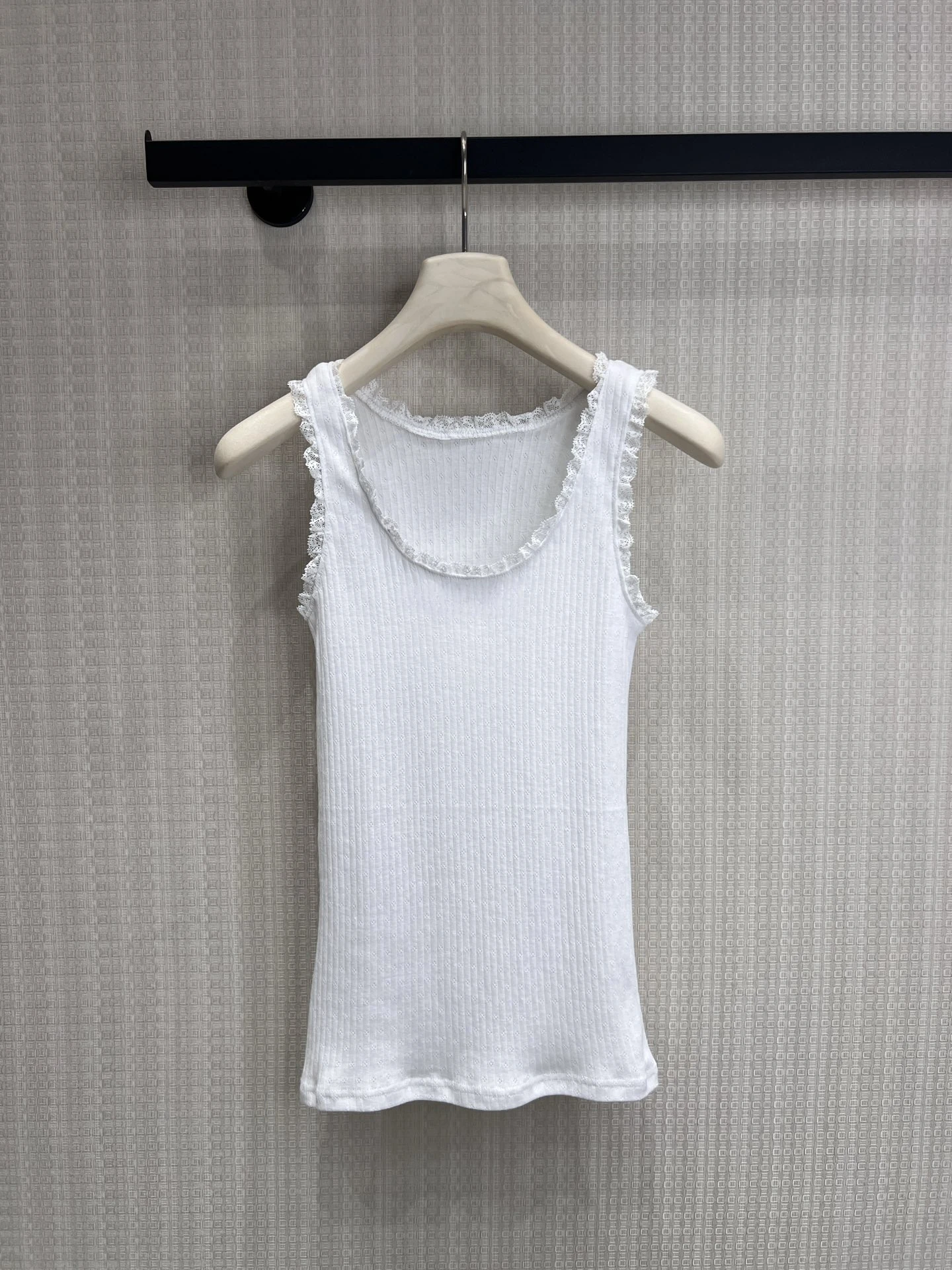 Sweet Pure Desire Style Women's Knitted Lace Trim Vest Versatile Slimming Design Logo Accented Commute Style Color
Sweet Pure Desire Style Women's Knitted Lace Trim Vest Versatile Slimming Design Logo Accented Commute Style Color