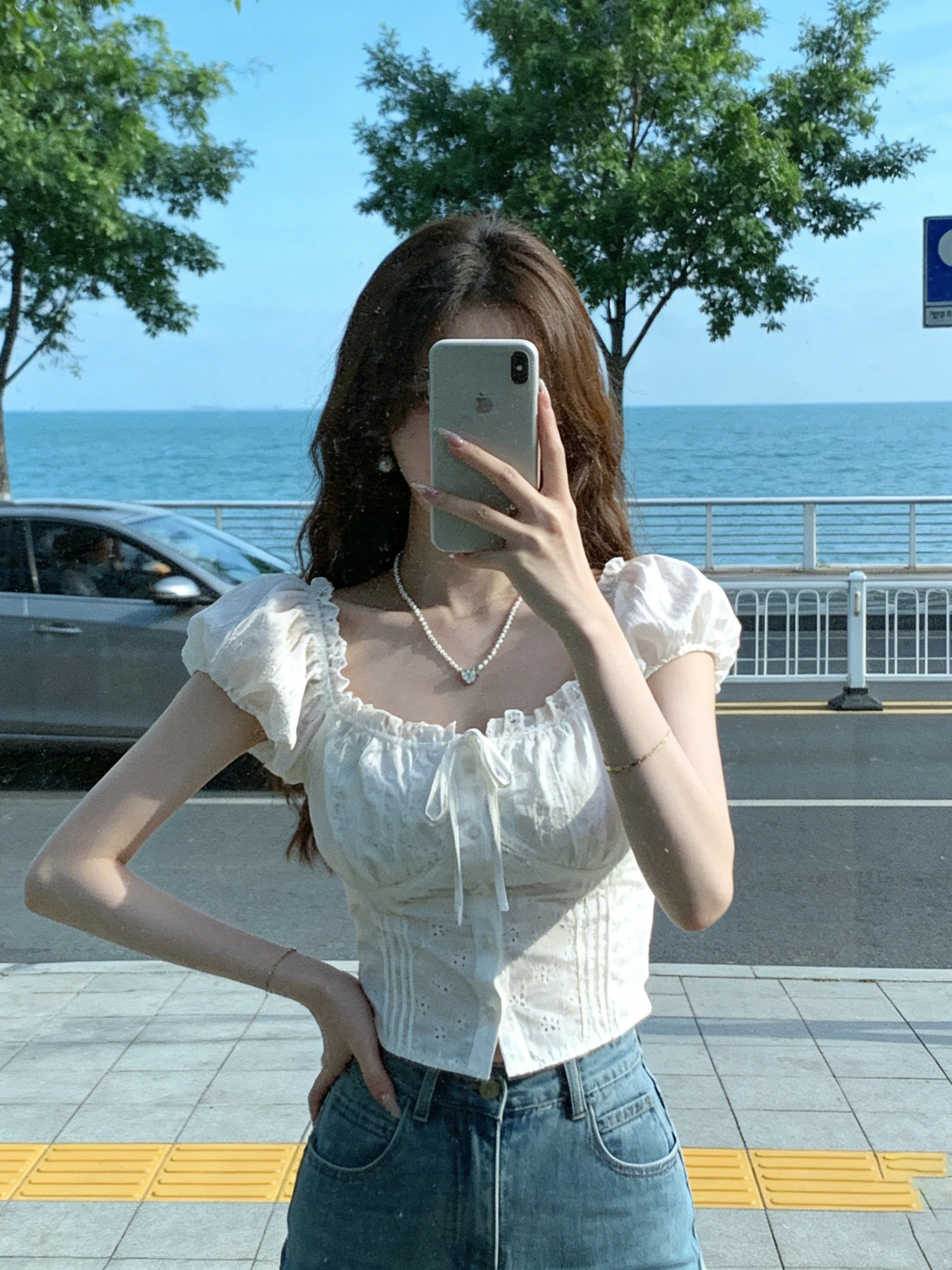 Sweet Style Lace Hollow out Square Collar Short Sleeve T-Shirt Women Summer Miniature Bubble Sleeve Shirt Top Breathable Skin...
Sweet Style Lace Hollow out Square Collar Short Sleeve T-Shirt Women Summer Miniature Bubble Sleeve Shirt Top Breathable Skin...