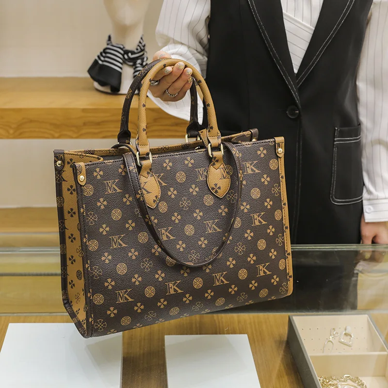 Женская сумка-тоут большой вместимости, 2026, большая сумка на одно плечо для повседневного использования, для покупок
Женская сумка-тоут большой вместимости, 2026, большая сумка на одно плечо для повседневного использования, для покупок