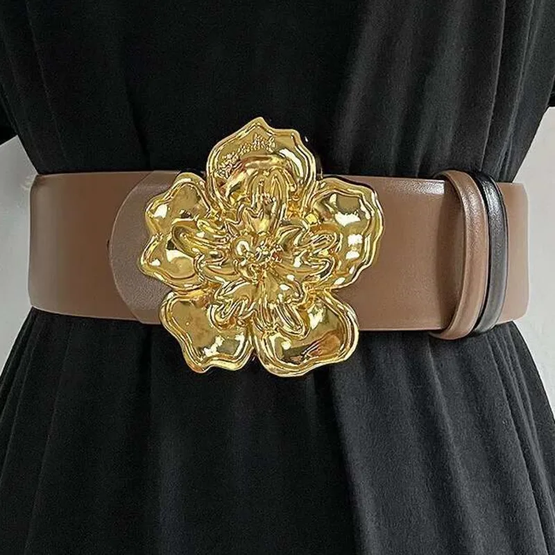 Double-sided Large Flower Cowhide Casual Wide Belt Women's Temperament Versatile Fashion New Leather Belts 2OG01
Double-sided Large Flower Cowhide Casual Wide Belt Women's Temperament Versatile Fashion New Leather Belts 2OG01