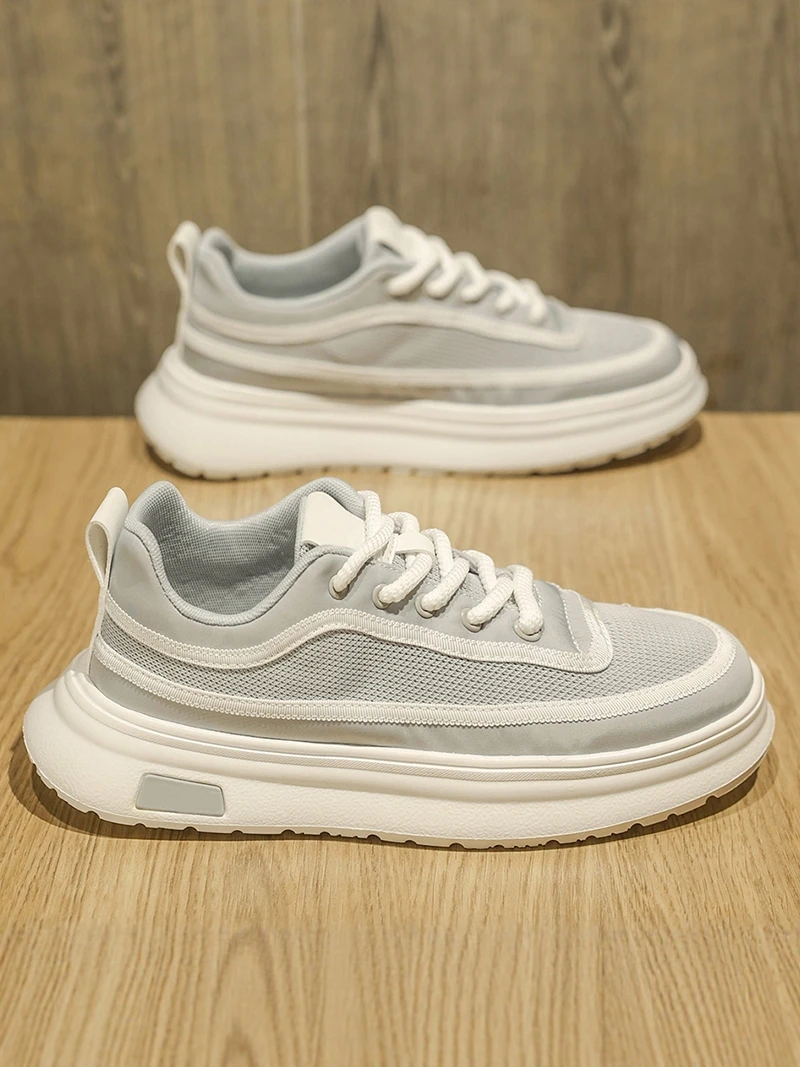 Men's Summer Breathable Ice Silk Mesh Casual Sports Shoes Versatile Thick Bottom Anti-Slip Trendy Sneakers Daily Wear
Men's Summer Breathable Ice Silk Mesh Casual Sports Shoes Versatile Thick Bottom Anti-Slip Trendy Sneakers Daily Wear