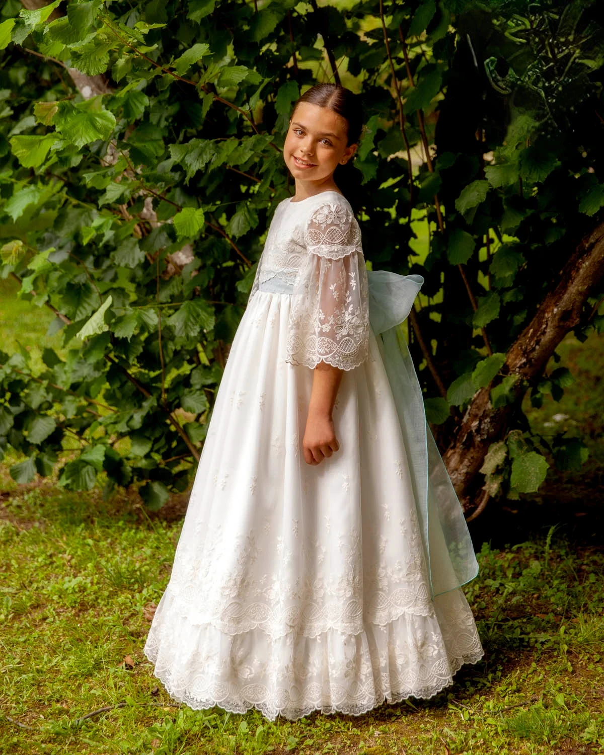 Customized White Flower Girl Dress For Wedding Lace High Waist Floor Length Elegant Kids Birthday Party First Communion Gown
Customized White Flower Girl Dress For Wedding Lace High Waist Floor Length Elegant Kids Birthday Party First Communion Gown