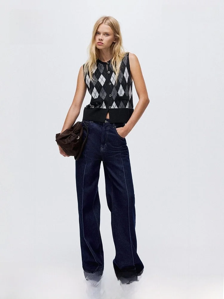 Spring Women's Wool Blend Knitted Vest H&M Casual Fit Button Diamond Pattern 63% Acrylic 30% Wool 5% Polyester % Nylon % Rayon
Spring Women's Wool Blend Knitted Vest H&M Casual Fit Button Diamond Pattern 63% Acrylic 30% Wool 5% Polyester % Nylon % Rayon