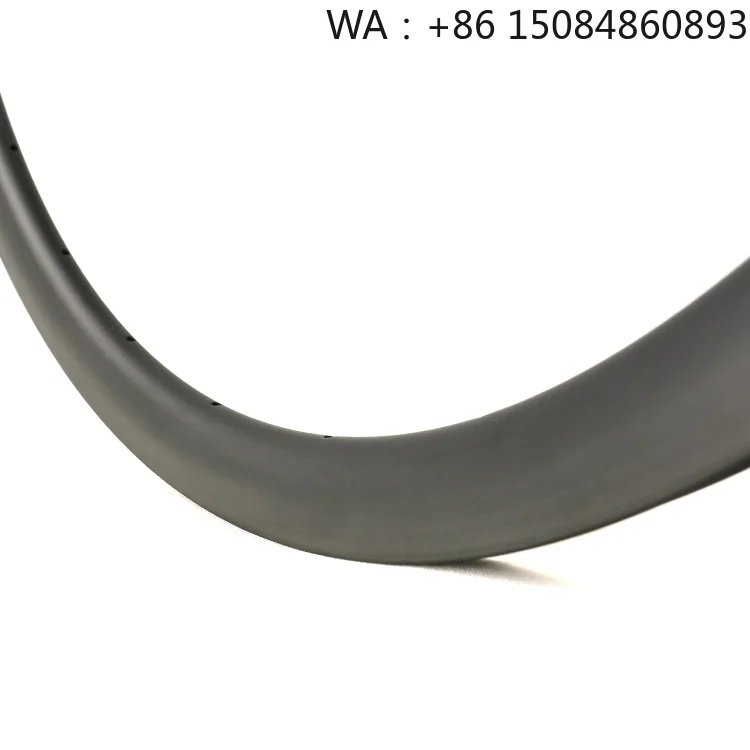 700c Carbon Fiber Bike Wheels, 38mm depth 28mm width 24-hole carbon rim, precision disc brake compatible road bicycle wheel part
700c Carbon Fiber Bike Wheels, 38mm depth 28mm width 24-hole carbon rim, precision disc brake compatible road bicycle wheel part