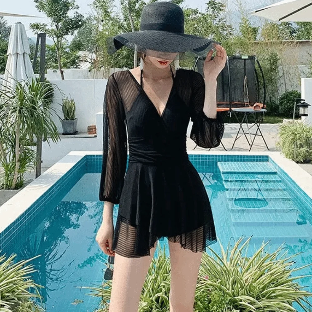 Transparent Long Sleeve Skirt Swimsuit Backless V-neck Beachwear Clothing Slim Fit Hanging Neck Lace-up Skirt Bathing Suit
Transparent Long Sleeve Skirt Swimsuit Backless V-neck Beachwear Clothing Slim Fit Hanging Neck Lace-up Skirt Bathing Suit