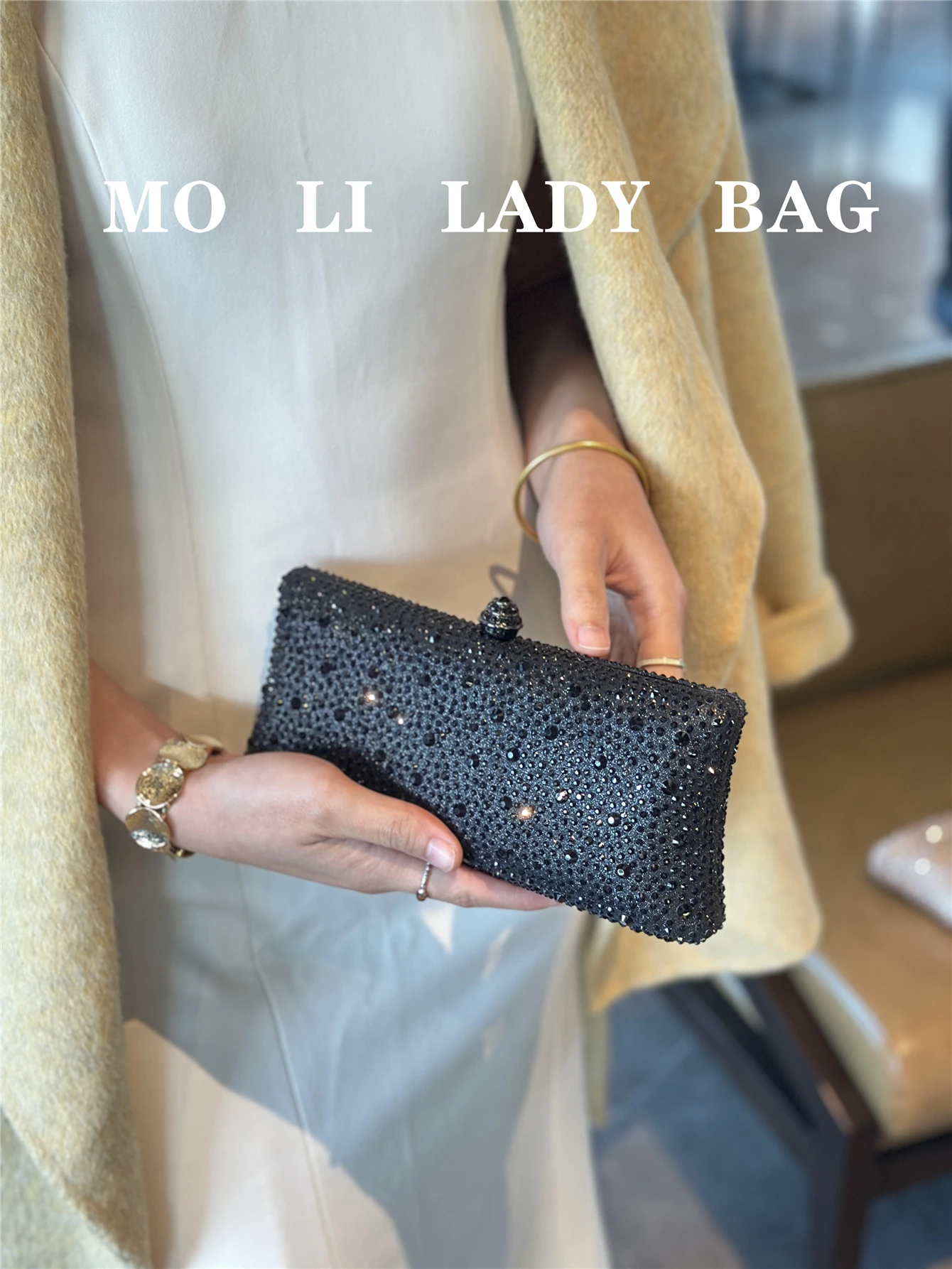 2026 New Fashion Sparkling Diamond Evening Clutch Bag for Women Elegant Lady's Small Handbag Suitable for Banquet And Dinner
2026 New Fashion Sparkling Diamond Evening Clutch Bag for Women Elegant Lady's Small Handbag Suitable for Banquet And Dinner