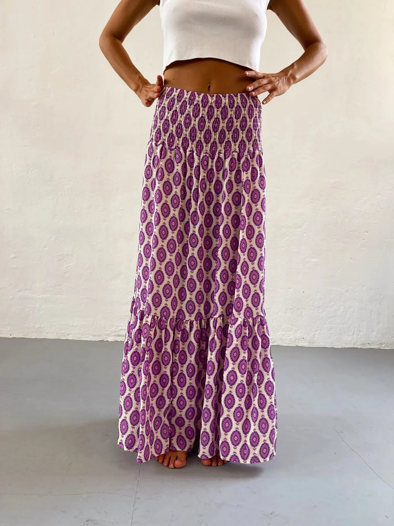 Casual Bohemian Floral Printed Skirt Woman Summer Elegant Fashion Elastic Waist Loose Skirts Ladies Foreign Style Beach Clothing
Casual Bohemian Floral Printed Skirt Woman Summer Elegant Fashion Elastic Waist Loose Skirts Ladies Foreign Style Beach Clothing